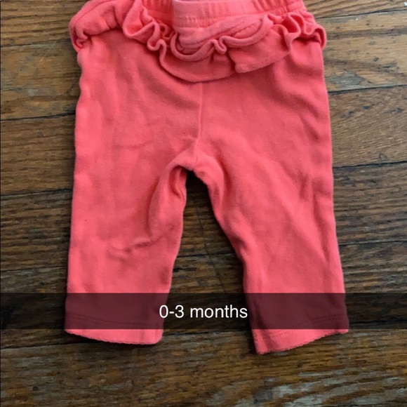 I’m selling baby clothes. Message me for prices - Picture 15 of 16